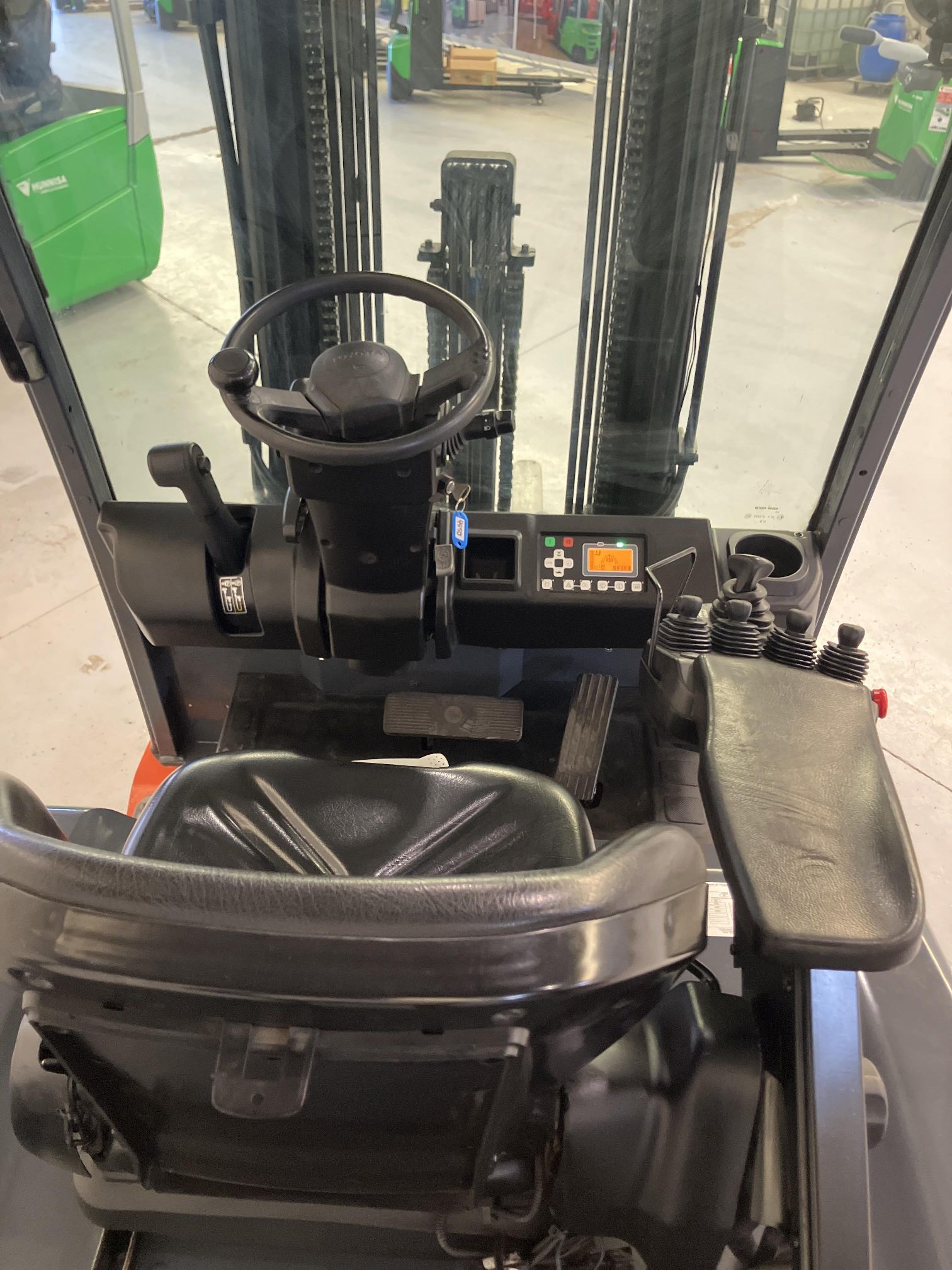 TOYOTA  8FBMKT25 - 4550